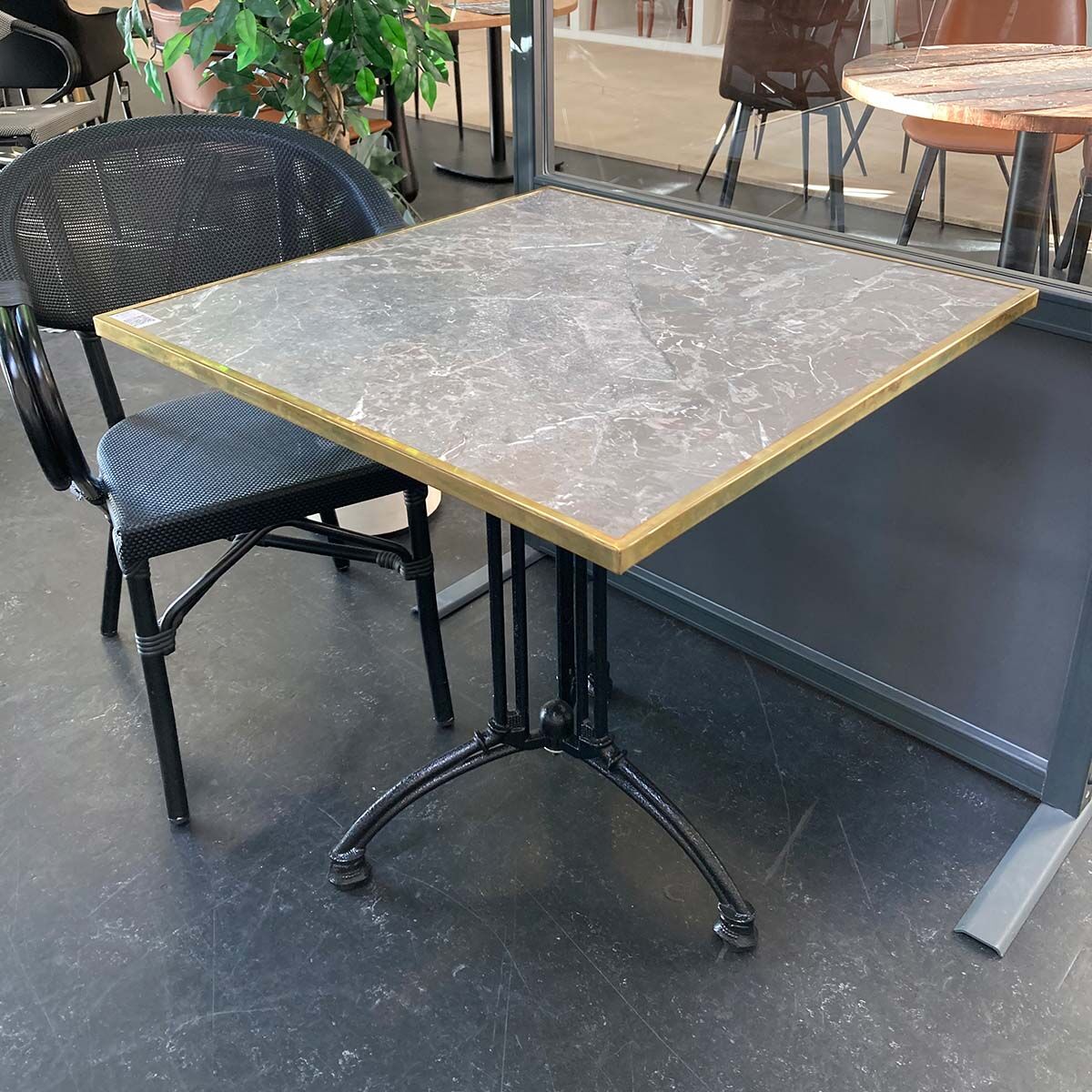 WERZALIT - Marble Sicilia bordsskiva mässing kant kvadrat