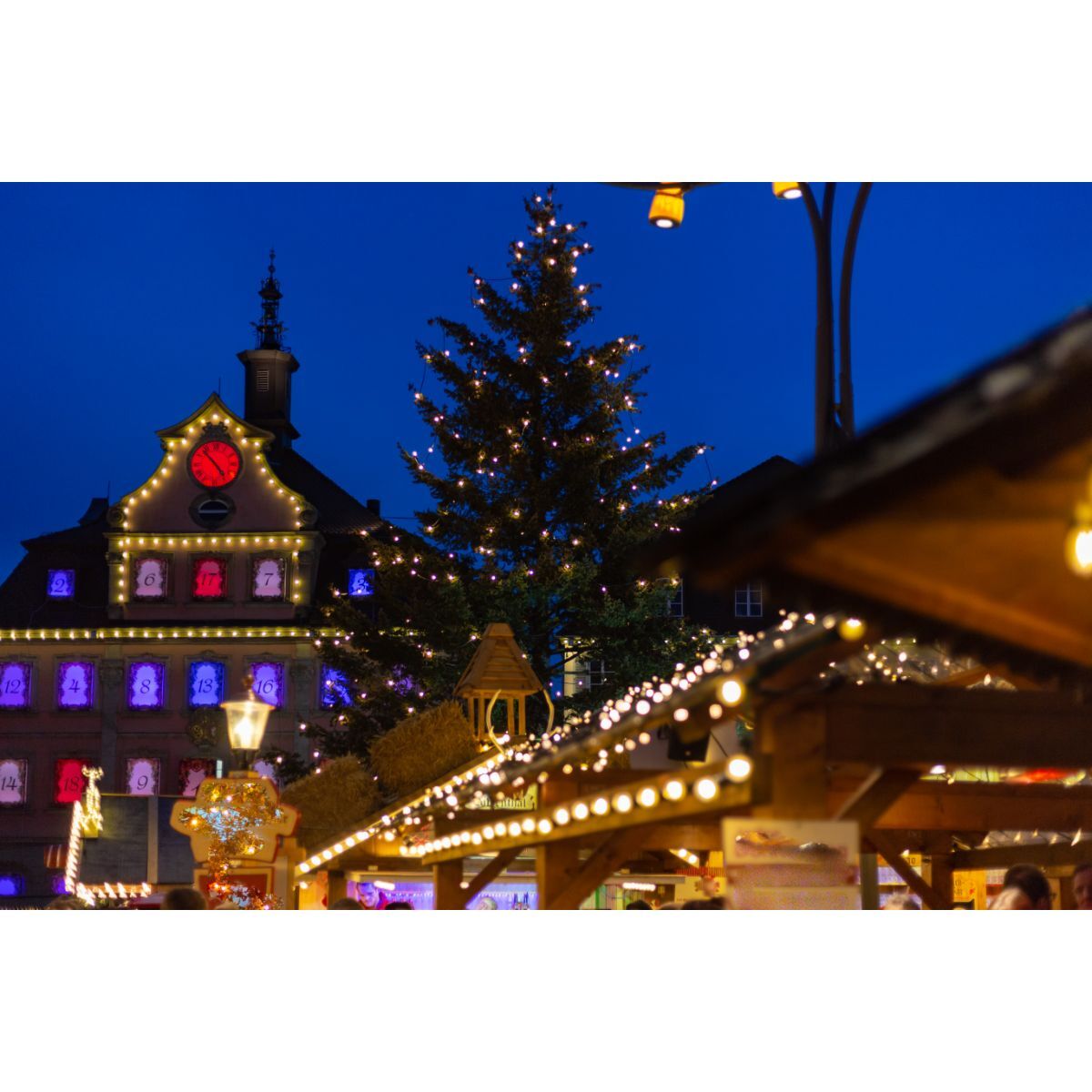 10m ljuskedja, Svart, 10xE27 uttag, 1m