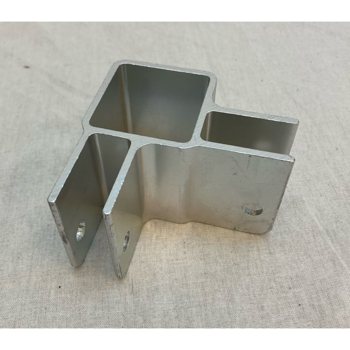 Fäste hörn 2-vägs topp 40 mm