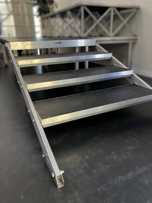 Trappa för Z-steg Scenmodul 0,6-1,0m