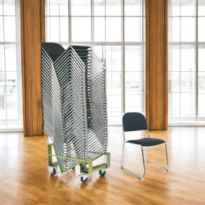 30 Trend Ekonomi stapelstolar i svart/krom inkl. stolvagn