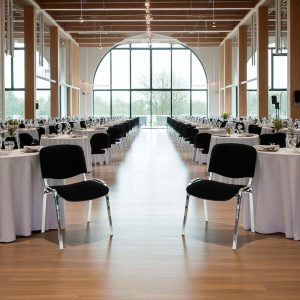 Ekonomi Polster stapelstol