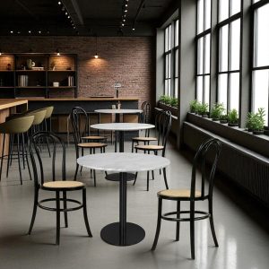 Wienerstol med flet sæde